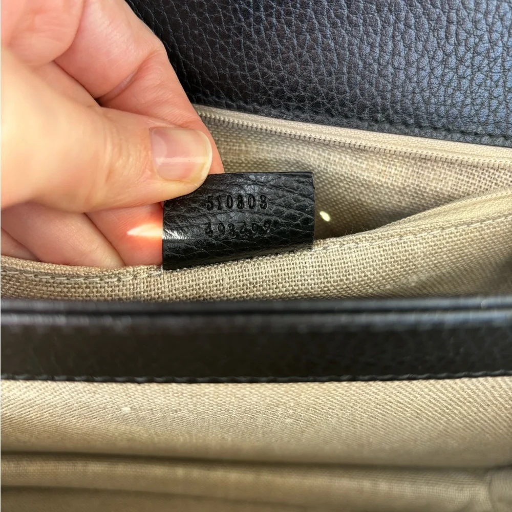 Gucci Interlocking G Shoulder Bag - Picture 9 of 11